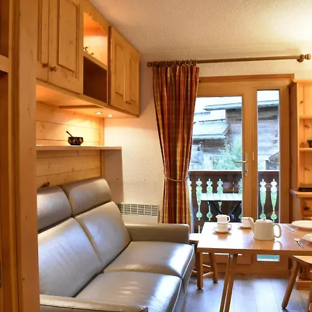 Apartment Renove, Balcon Sud, A 50m Des Pistes - - Fr-1-180-35